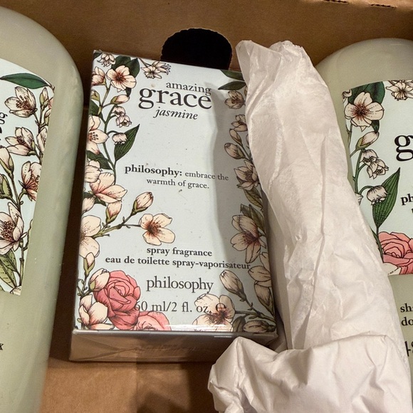 Philosophy Amazing Grace Jasmine Set with Floral Design - Picture 2 of 4